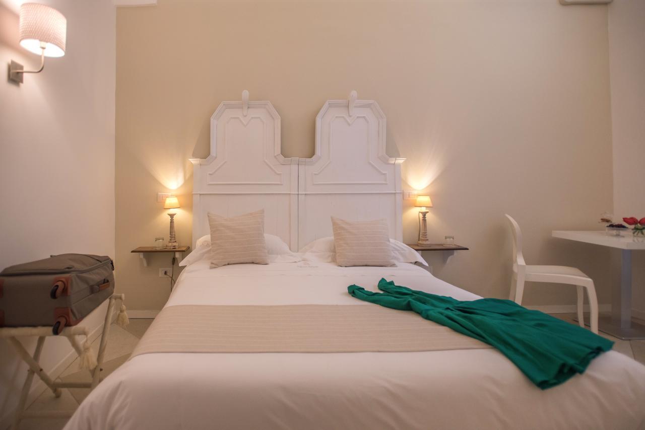 Palazzo Belsanti Bed & Breakfast Lecce Exterior photo